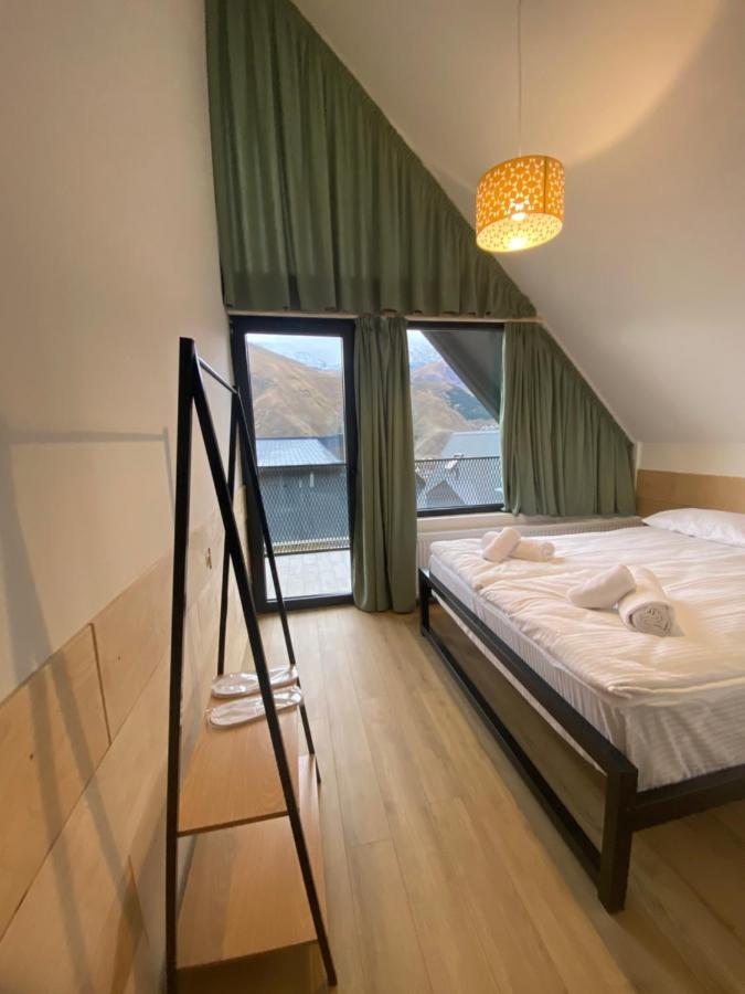 Kazbegi View Cottages Екстериор снимка