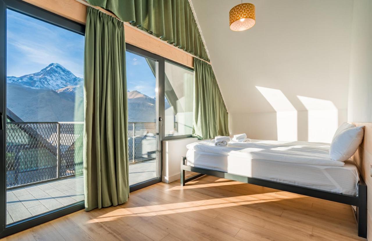 Kazbegi View Cottages Екстериор снимка